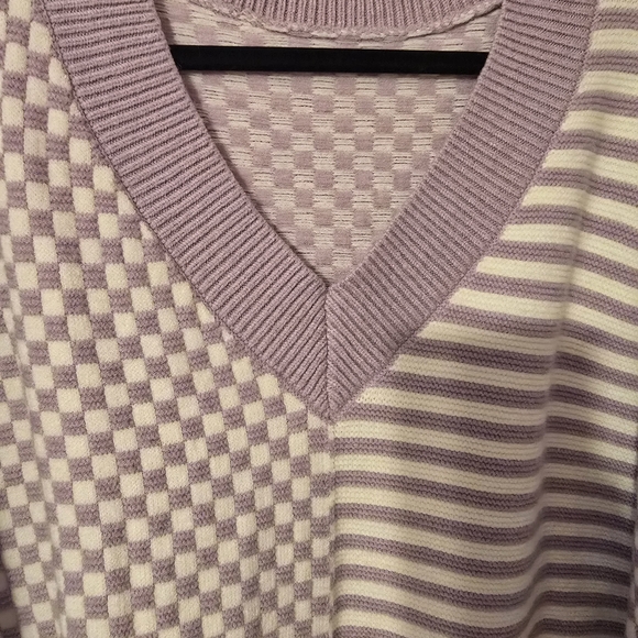 SHEIN V-Neck Sweater - Picture 2 of 3